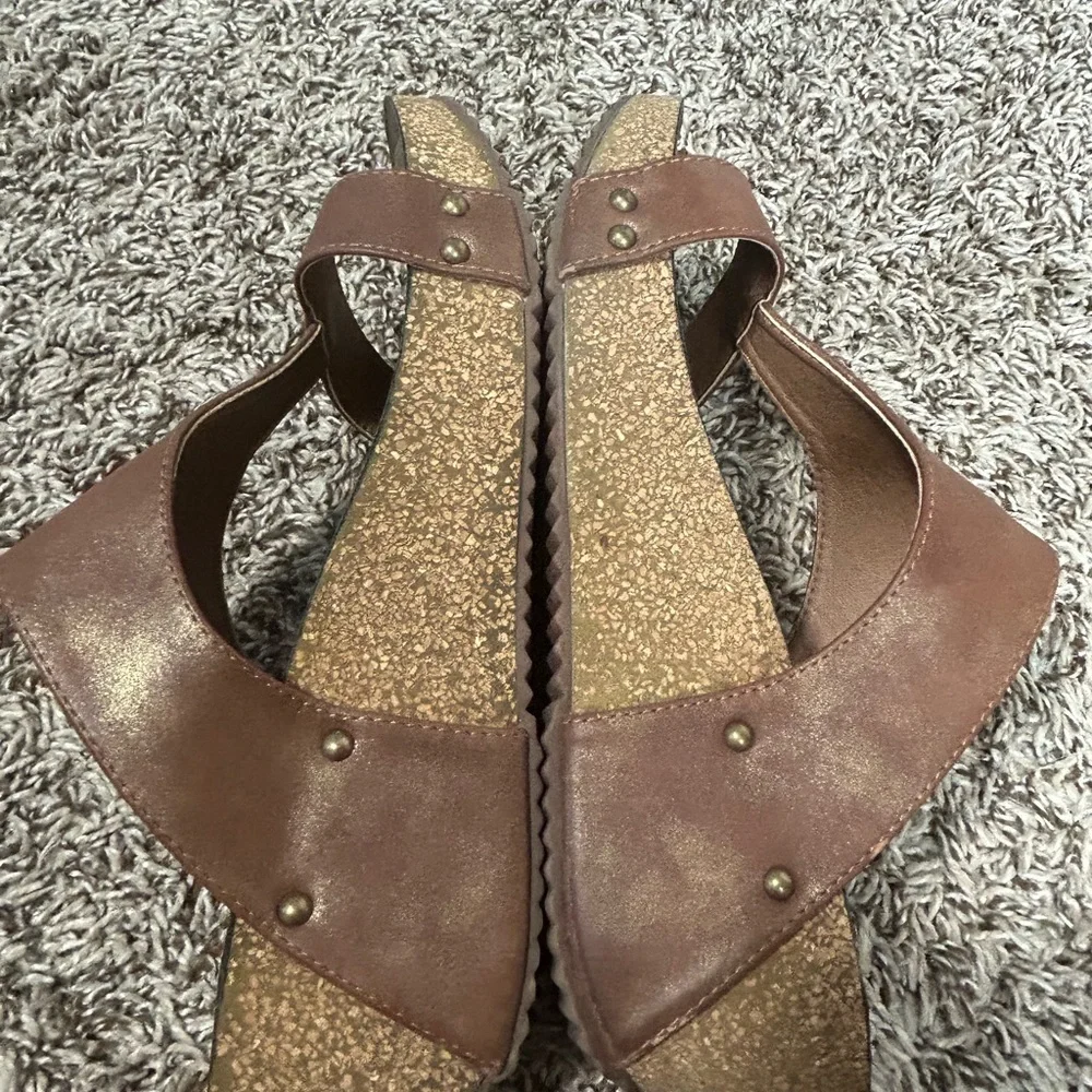 Women’s Corkys Funkytime Wedge Size 10 Brown. Boho Casual Cottage Core